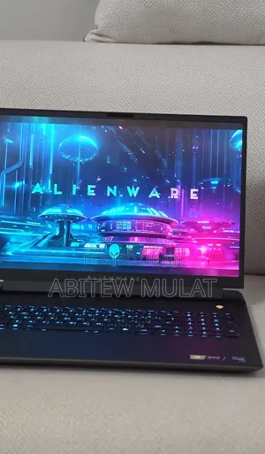 New Laptop Alienware M18X R2 32GB Intel Core i9 SSD 2T