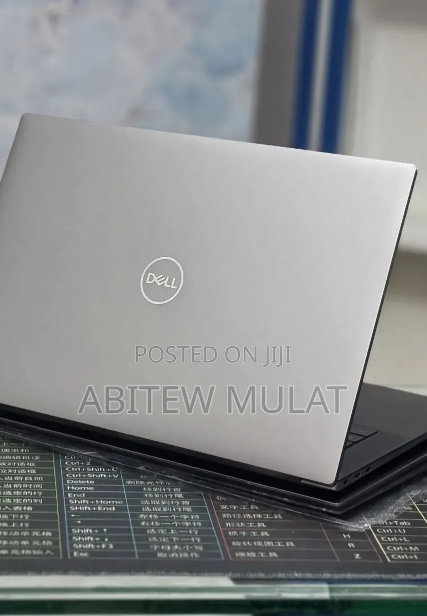 New Laptop Dell Precision 5570 16GB Intel Core i7 SSD 512GB