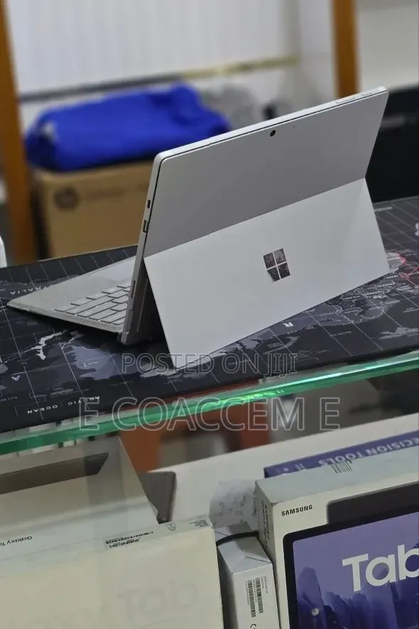 New Laptop Microsoft Surface Pro 7+ 16GB Intel Core i5 SSD 256GB