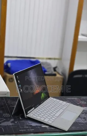 New Laptop Microsoft Surface Pro 7+ 16GB Intel Core i5 SSD 256GB
