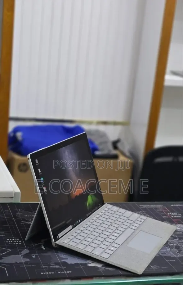 New Laptop Microsoft Surface Pro 7+ 16GB Intel Core i5 SSD 256GB