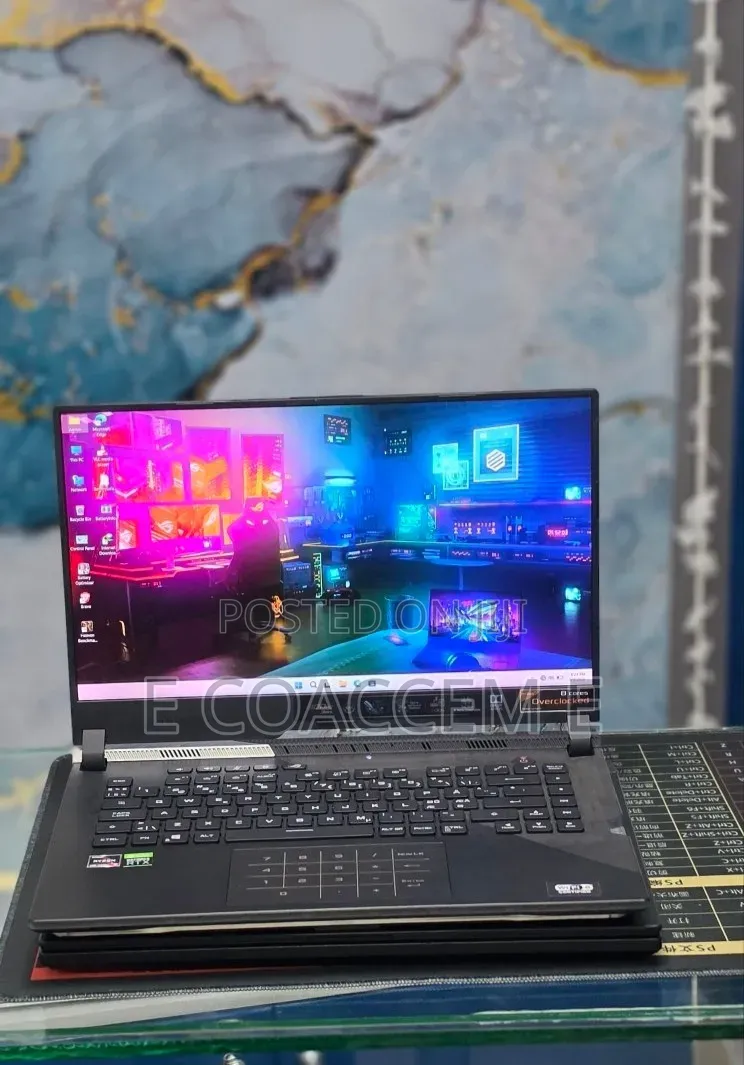 New Laptop Asus ROG Strix G16 32GB AMD Ryzen 9 SSD 1T
