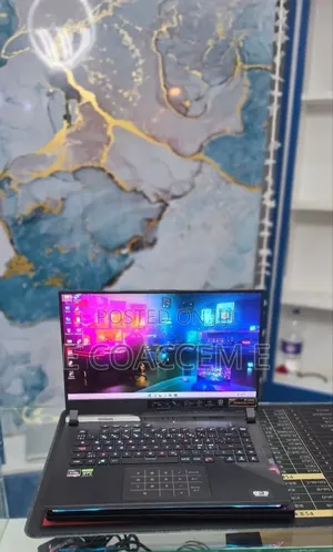 New Laptop Asus ROG Strix G16 32GB AMD Ryzen 9 SSD 1T
