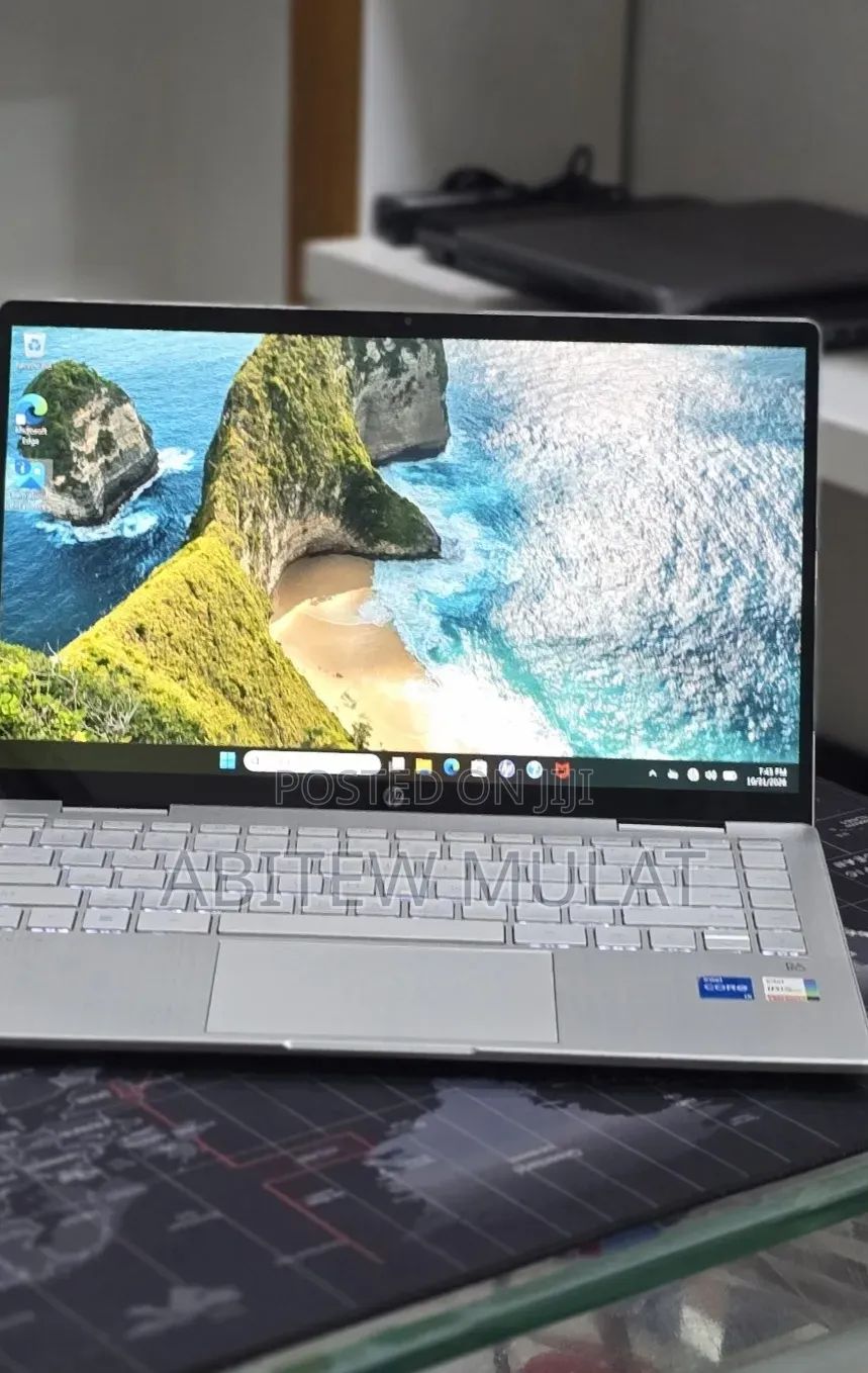 New Laptop HP Pavilion x360 8GB Intel Core i5 SSD 512GB