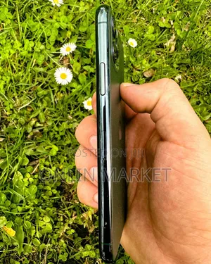 New Apple iPhone 11 Pro 64 GB Green