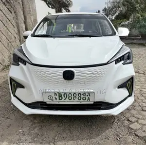 Changan BenBen E-Star 32 kWh FWD 2023 White