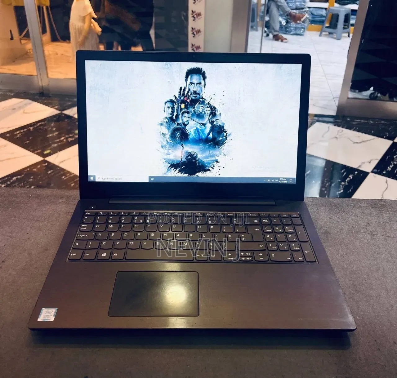 Laptop Lenovo IdeaPad 300 8GB Intel Core i7 HDD 1T