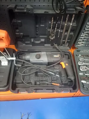 Finder 800 Watt Rotry Hamer Drill