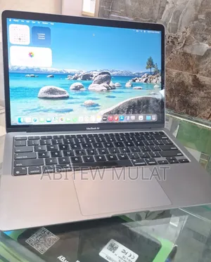 New Laptop Apple MacBook Air 2020 M1 8GB Apple M1 SSD 256GB