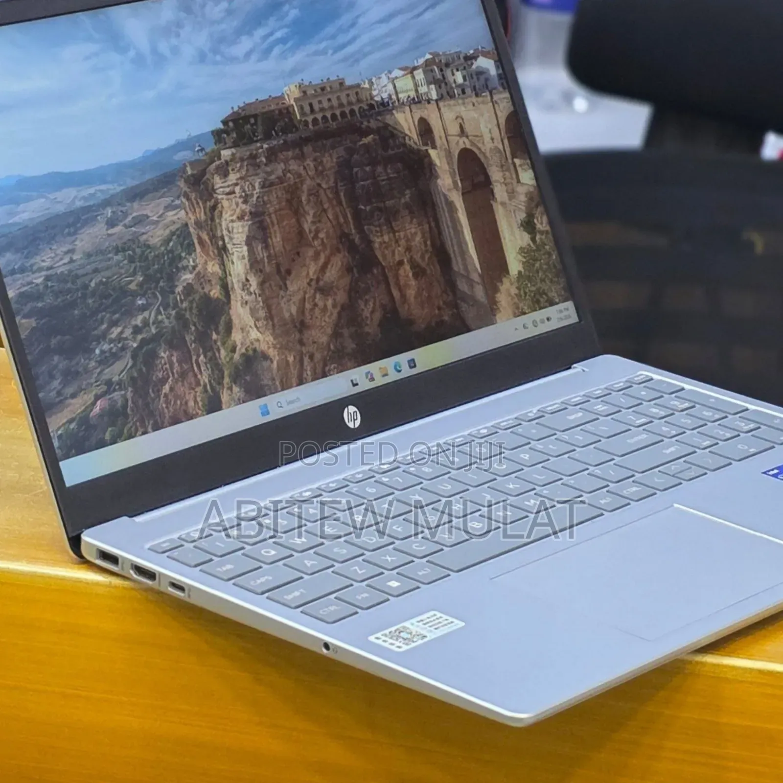 New Laptop HP Stream Notebook 16GB Intel Core i7 SSD 512GB