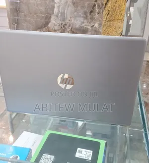New Laptop HP Pavilion 15 8GB Intel Core i5 SSD 256GB
