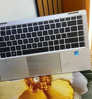 New Laptop HP EliteBook 1040 G8 16GB Intel Core i7 SSD 512GB