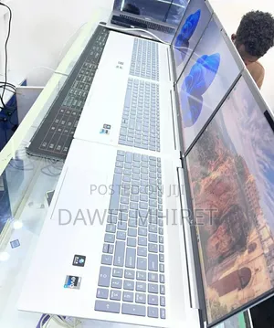 New Laptop HP Pavilion 13 16GB Intel Core i7 SSD 1T
