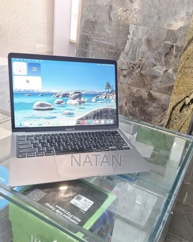 New Laptop Apple MacBook Air 2020 M1 8GB Apple M1 SSD 256GB