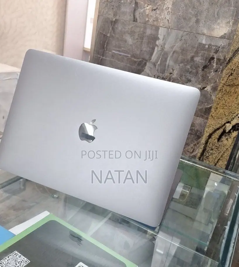 New Laptop Apple MacBook Air 2020 M1 8GB Apple M1 SSD 256GB