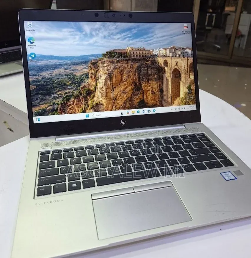 New Laptop HP EliteBook 840 G5 16GB Intel Core i7 SSD 512GB