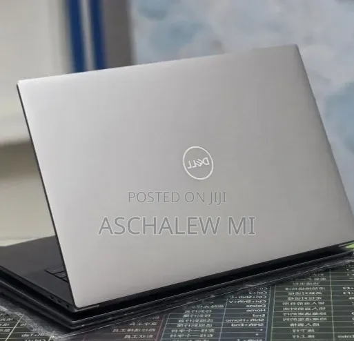 New Laptop Dell Precision 5570 16GB Intel Core i7 SSD 512GB