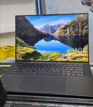 New Laptop Dell Precision 5570 16GB Intel Core i7 SSD 512GB