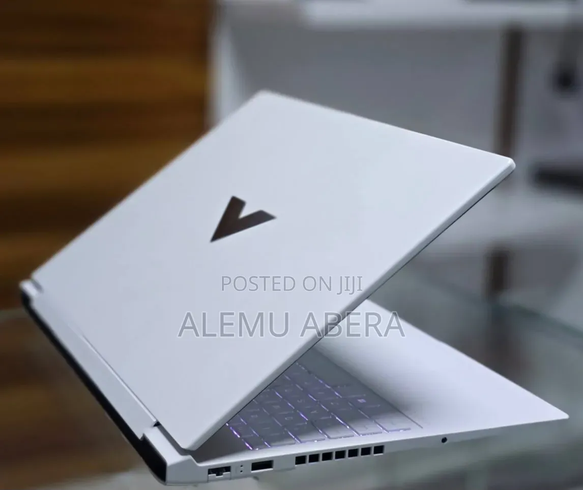 New Laptop HP Victus 16 16GB AMD Ryzen 7 SSD 1T