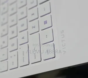 New Laptop HP Victus 16 16GB AMD Ryzen 7 SSD 1T