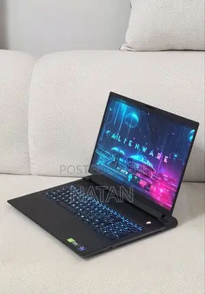 New Laptop Alienware M18 R2 32GB Intel Core i9 SSD 2T