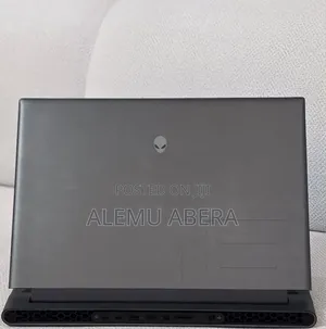 New Laptop Alienware M18 R2 32GB Intel Core i9 SSD 2T