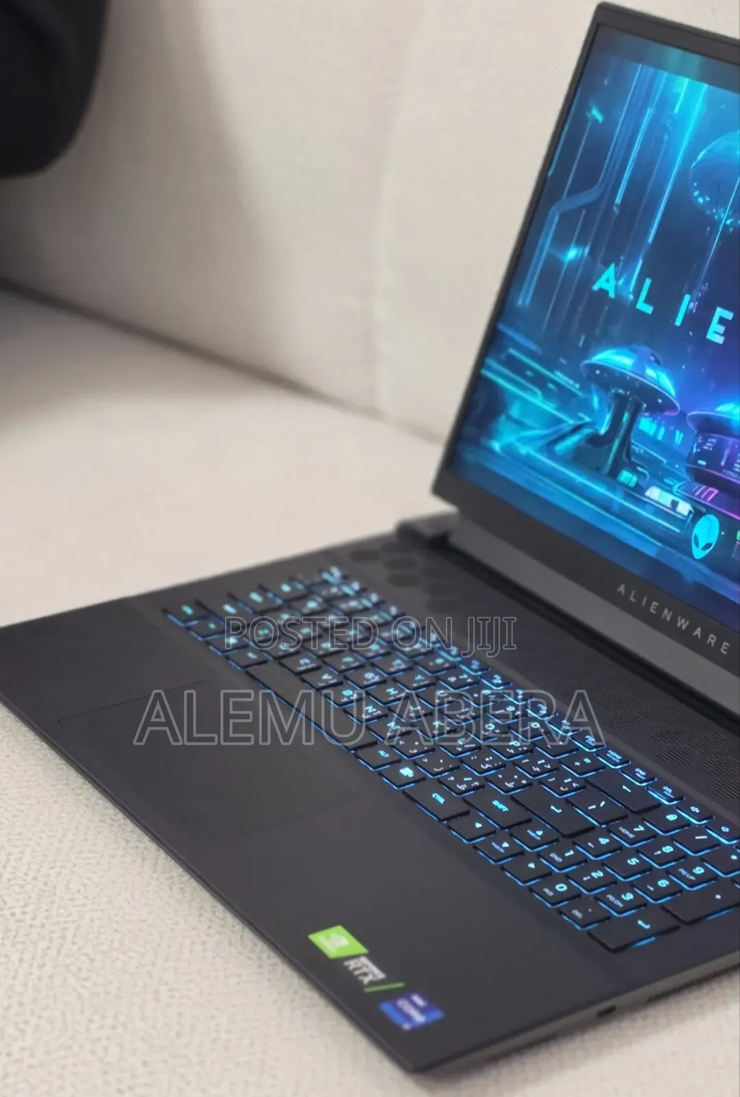 New Laptop Alienware M18 R2 32GB Intel Core i9 SSD 2T
