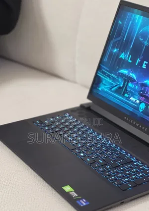 New Laptop Alienware M18 R2 32GB Intel Core i9 SSD 2T