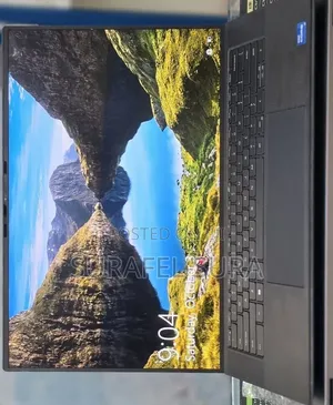 New Laptop Dell Precision 5570 16GB Intel Core i7 SSD 512GB