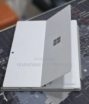 New Laptop Microsoft Surface Pro 7 16GB Intel Core i5 SSD 256GB