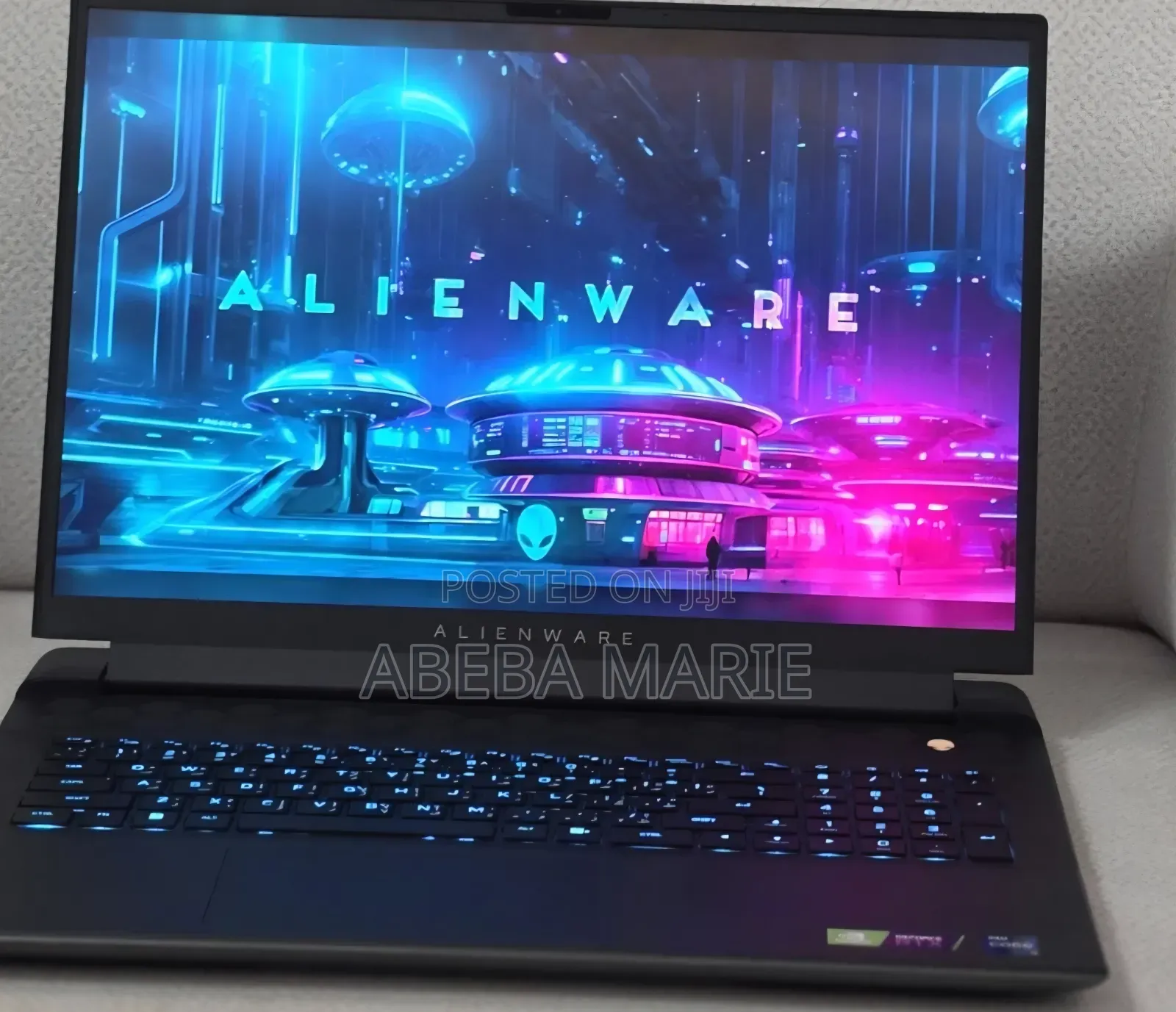 New Laptop Alienware M18 R2 32GB Intel Core i9 SSD 1T