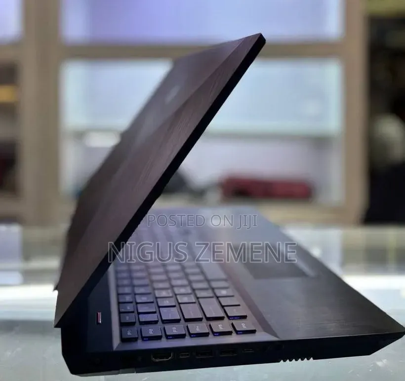 New Laptop HP Omen 17 16GB Intel Core i7 SSD 512GB