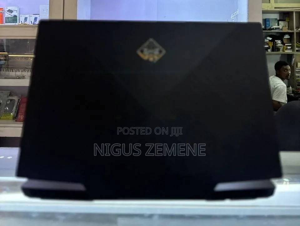New Laptop HP Omen 17 16GB Intel Core i7 SSD 512GB