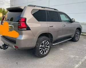 Toyota Land Cruiser Prado 2021 Brown