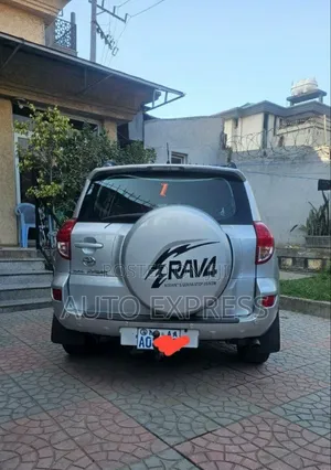Toyota RAV4 2006 Silver