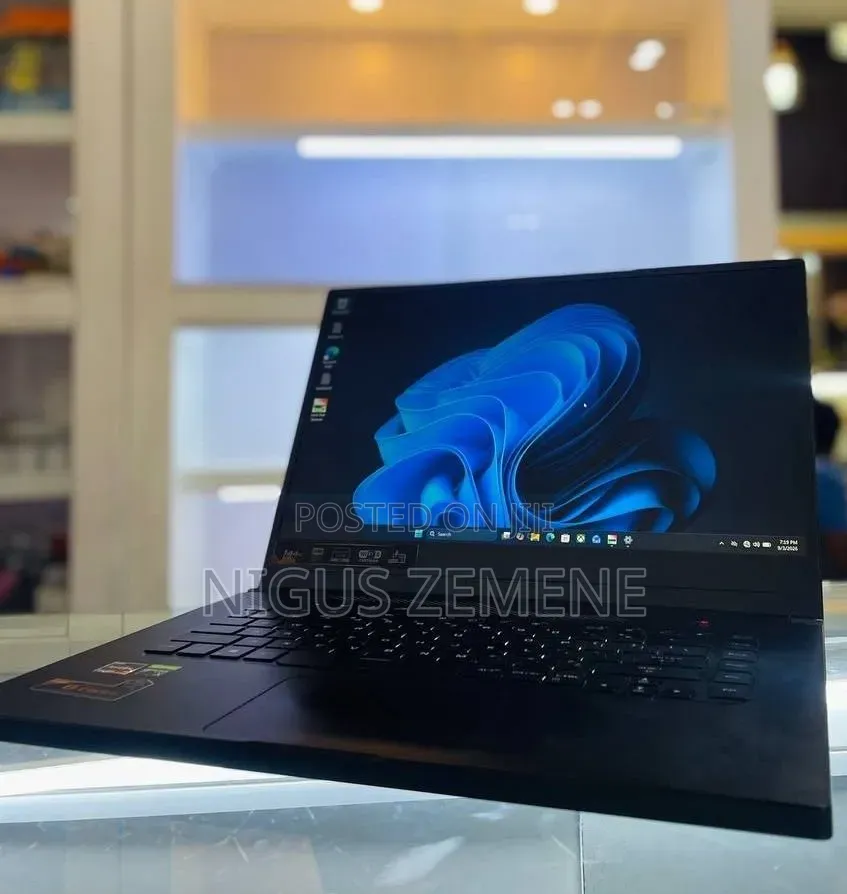New Laptop Asus ROG Zephyrus G15 16GB AMD Ryzen 7 SSD 512GB