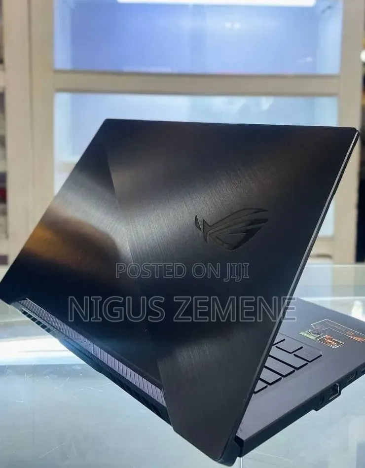 New Laptop Asus ROG Zephyrus G15 16GB AMD Ryzen 7 SSD 512GB