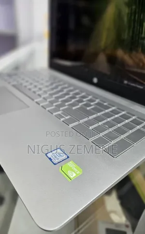 New Laptop HP Pavilion 15 8GB Intel Core i5 SSD 1T