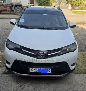 Toyota RAV4 2014 White