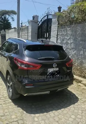 Nissan Qashqai 2018 Black