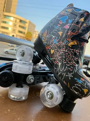 Skate Shoes ስኬት ጫማ