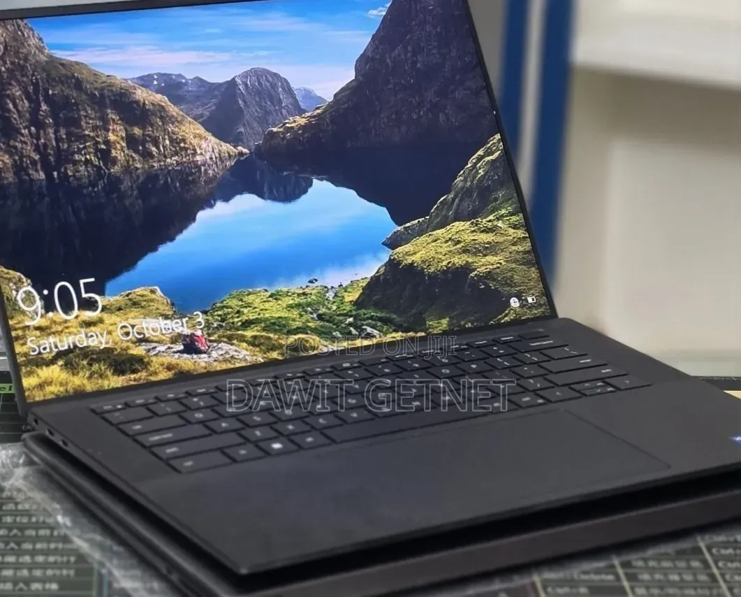 New Laptop Dell Precision 5540 16GB Intel Core i7 SSD 512GB