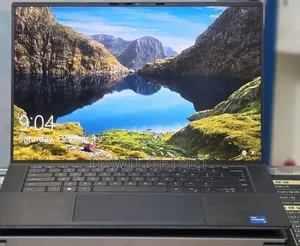 New Laptop Dell Precision 5540 16GB Intel Core i7 SSD 512GB