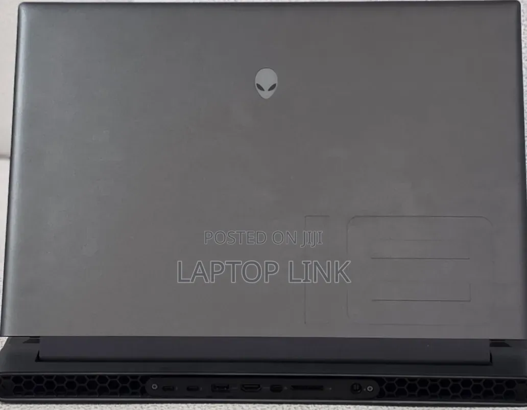 New Laptop Dell Alienware Aurora 16 32GB Intel Core i9 SSD 2T