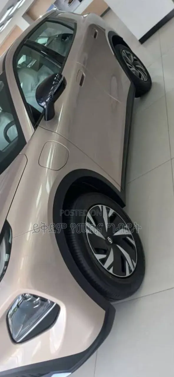 New Changan Nevo Q07 2026 Silver