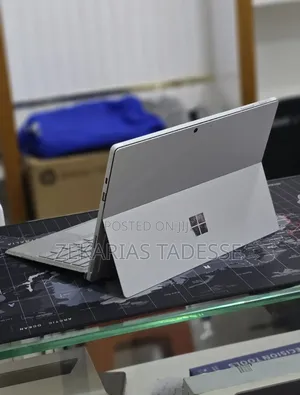 New Laptop Microsoft Surface Pro 7 16GB Intel Core i5 SSD 256GB