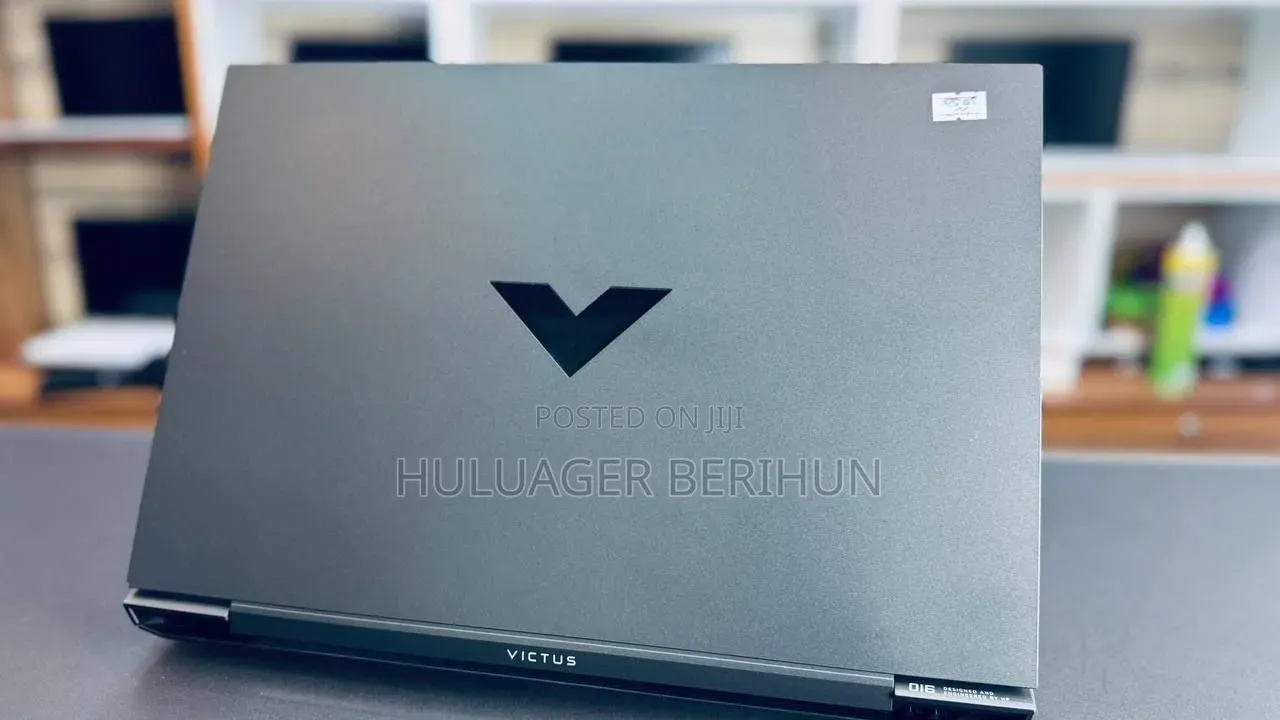 New Laptop HP Victus 16 16GB Intel Core i7 SSD 512GB