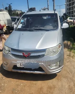 Wuling Hongguang S3 2018 Silver