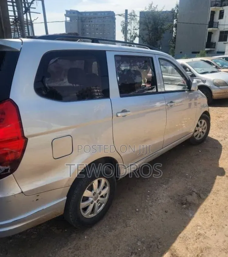 Wuling Hongguang S3 2018 Silver
