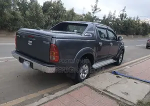 Toyota Hilux 2008 Black
